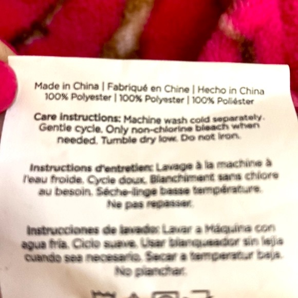 White River mossy oak print on plush pink wrap Velcro robe - Picture 5 of 5